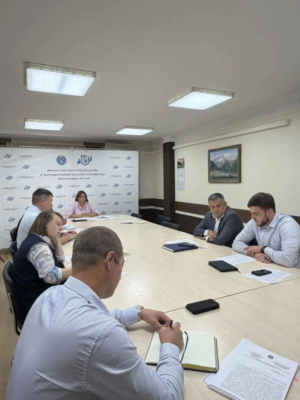 В Министерстве транспорта и дорожного хозяйства Республики Алтай состоялось совещание по реализации поручения Президента Российской Федерации — обустроить пешеходные переходы в соответствии с национальными стандартами В Министерстве транспорта и дорожного хозяйства Республики Алтай состоялось совещание по реализации поручения Президента Российской Федерации — обустроить пешеходные переходы в соответствии с национальными стандартами
