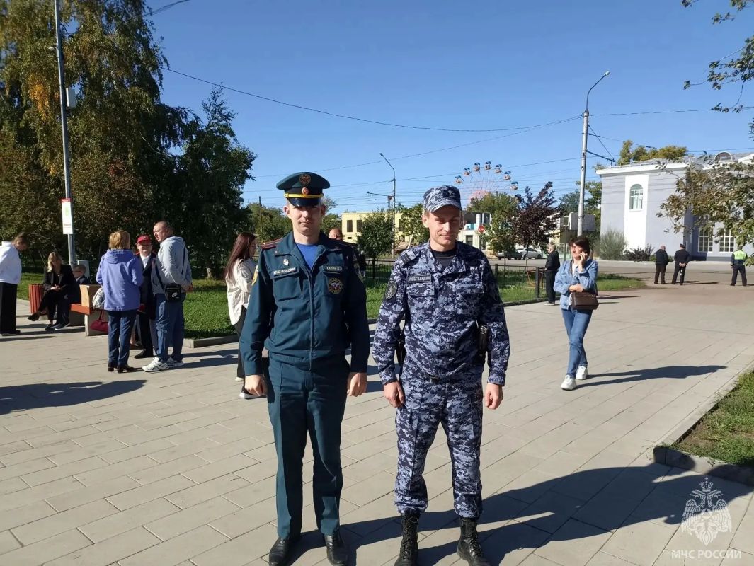 Первый звонок: безопасность — прежде всего! Первый звонок: безопасность — прежде всего!