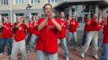 «От северных льдов до южных границ, нигде не найти нам прекраснее лиц»
