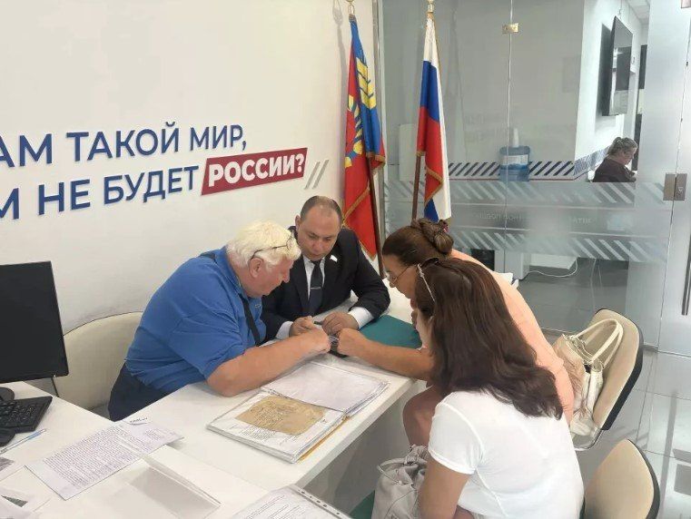 От личного приема до проекта: барнаульские депутаты помогают жителям решать проблемы От личного приема до проекта: барнаульские депутаты помогают жителям решать проблемы