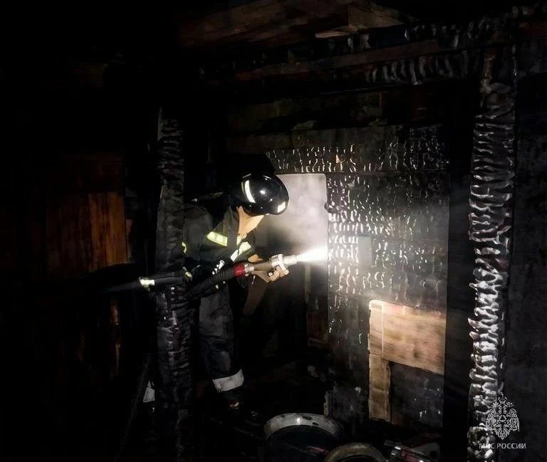 Пожилая женщина погибла при пожаре в Алтайском крае Пожилая женщина погибла при пожаре в Алтайском крае