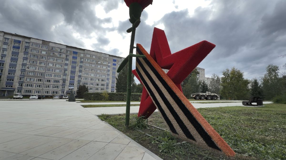 Виктор Томенко оценил новые общественные пространства в Заринске Виктор Томенко оценил новые общественные пространства в Заринске
