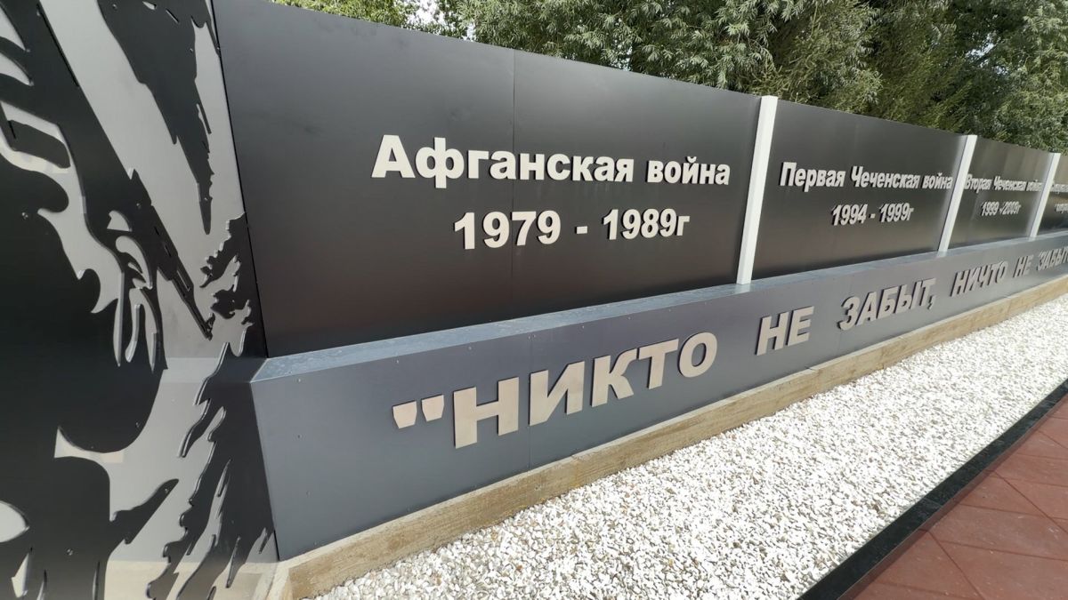 Виктор Томенко оценил новые общественные пространства в Заринске Виктор Томенко оценил новые общественные пространства в Заринске