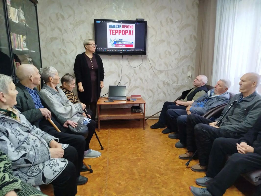 В краевых социальных учреждениях прошли мероприятия, посвященные Дню солидарности в борьбе с терроризмом В краевых социальных учреждениях прошли мероприятия, посвященные Дню солидарности в борьбе с терроризмом