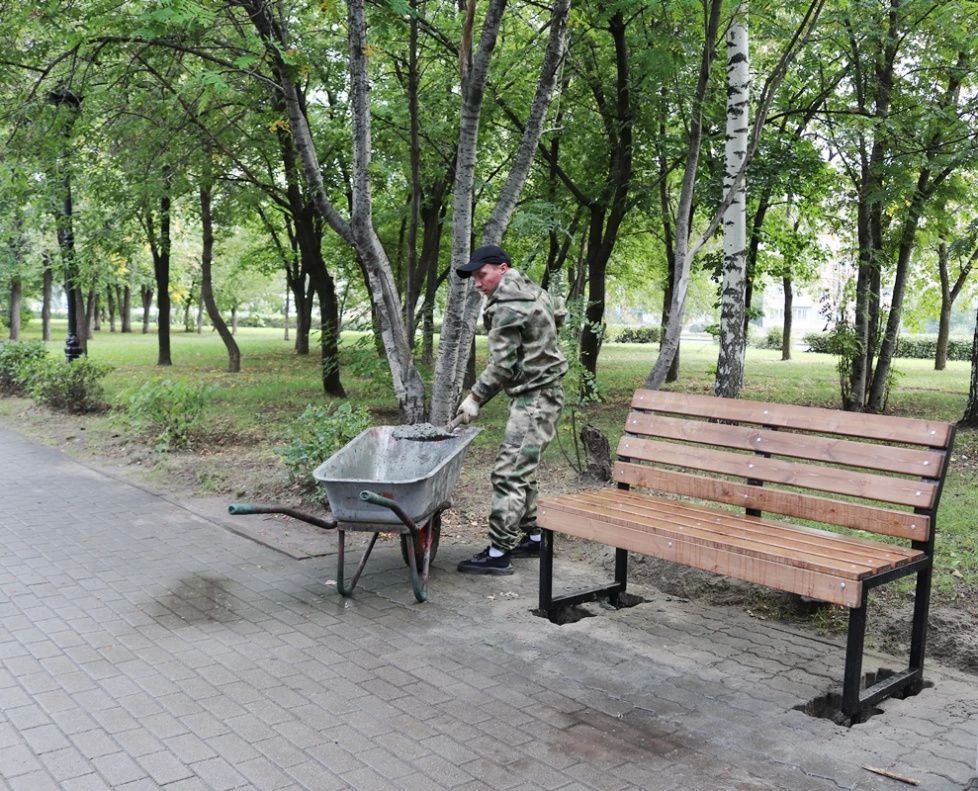 Аллея на Малахова стала комфортнее: в Барнауле исполнили просьбу ветерана Аллея на Малахова стала комфортнее: в Барнауле исполнили просьбу ветерана
