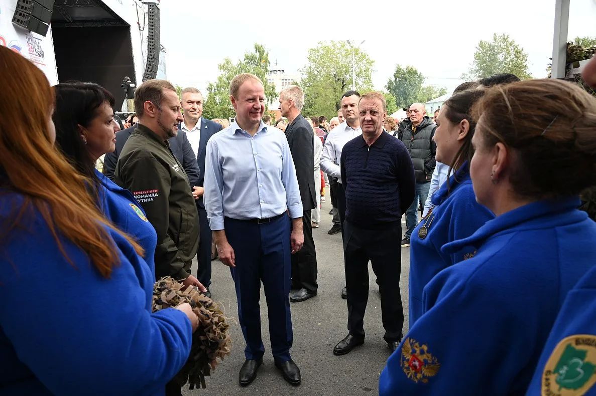 Губернатор Виктор Томенко принимает участие в мероприятиях, посвященных Дню города Барнаула Губернатор Виктор Томенко принимает участие в мероприятиях, посвященных Дню города Барнаула