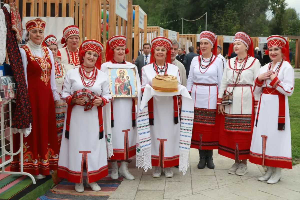 В Барнауле прошел юбилейный Фестиваль национальных культур В Барнауле прошел юбилейный Фестиваль национальных культур