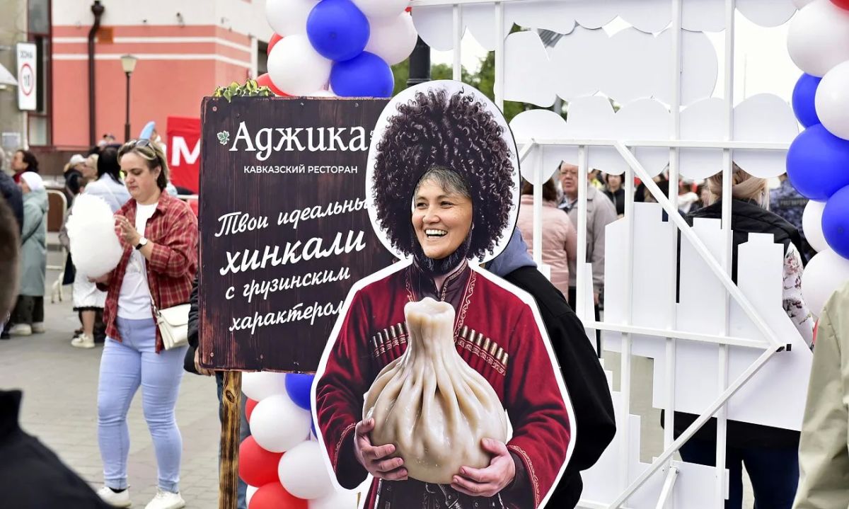 Губернатор Виктор Томенко принимает участие в мероприятиях, посвященных Дню города Барнаула Губернатор Виктор Томенко принимает участие в мероприятиях, посвященных Дню города Барнаула