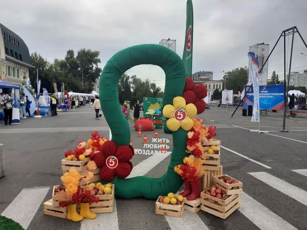 В День города главной праздничной площадкой в Барнауле стала площадь Свободы В День города главной праздничной площадкой в Барнауле стала площадь Свободы