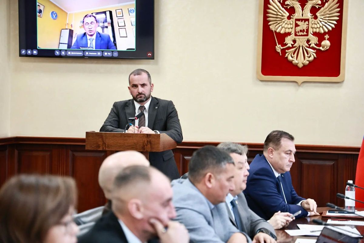 Выступил сегодня на заседании Правительства Республики Алтай Выступил сегодня на заседании Правительства Республики Алтай