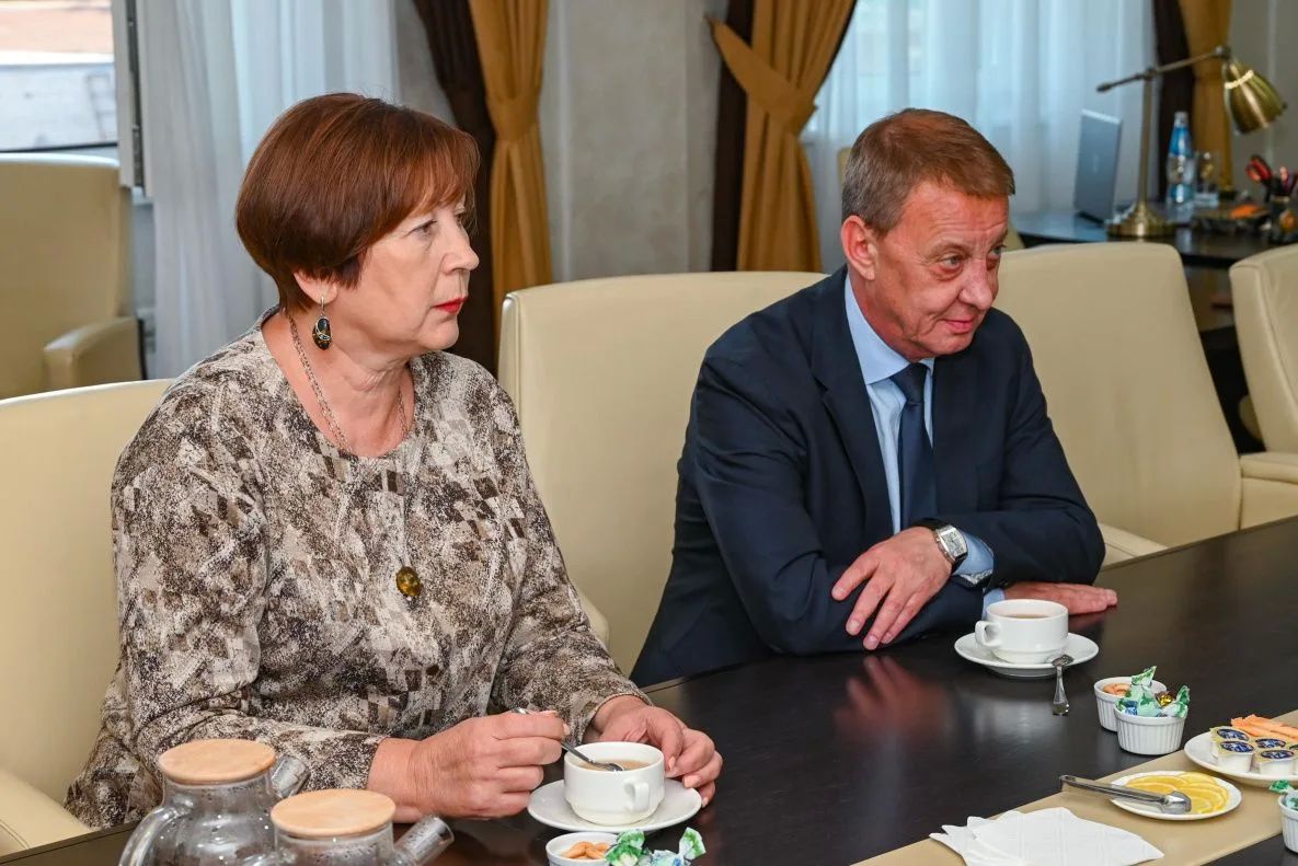 Почётным знаком «С благодарностью, Барнаул» награждена руководитель Роспотребнадзора по Алтайскому краю Ирина Пащенко Почётным знаком «С благодарностью, Барнаул» награждена руководитель Роспотребнадзора по Алтайскому краю Ирина Пащенко
