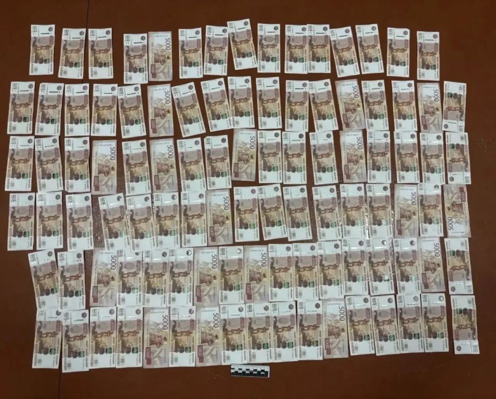 На Алтае задержали 46-летнюю жительницу Хабаровского края, похитившую деньги у бойца СВО На Алтае задержали 46-летнюю жительницу Хабаровского края, похитившую деньги у бойца СВО