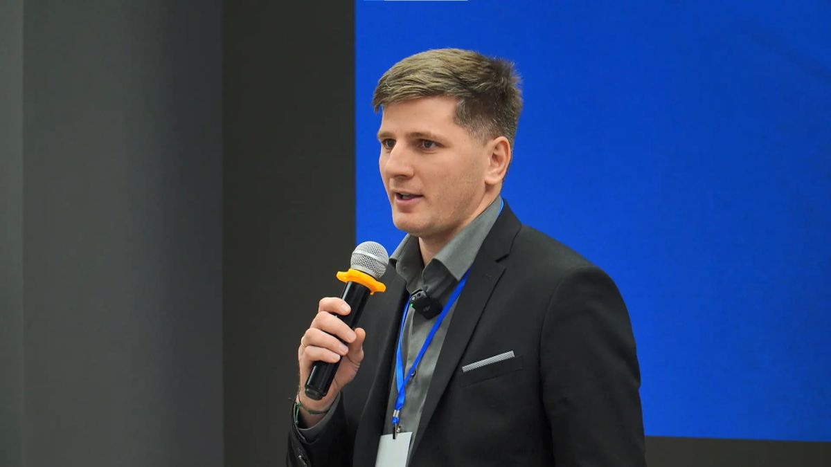 Александр Верясов вывел проверенных застройщиков Алтайского края в единый реестр Александр Верясов вывел проверенных застройщиков Алтайского края в единый реестр