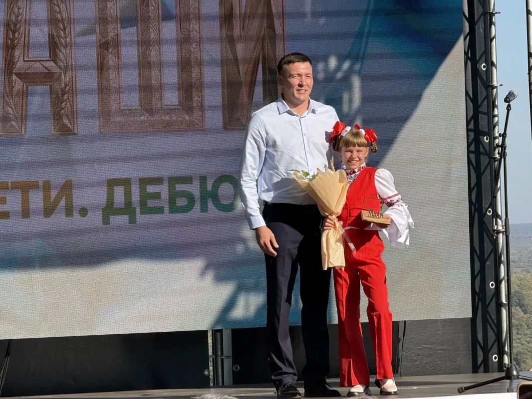 10-летняя Олеся Тагаева из села Смоленского стала лауреатом III Всероссийского фестиваля «Душа баяна» в Москве