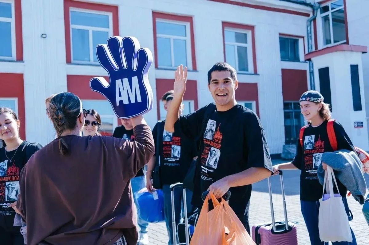 Активисты Алтайского края участвуют в Международном фестивале молодежи Активисты Алтайского края участвуют в Международном фестивале молодежи