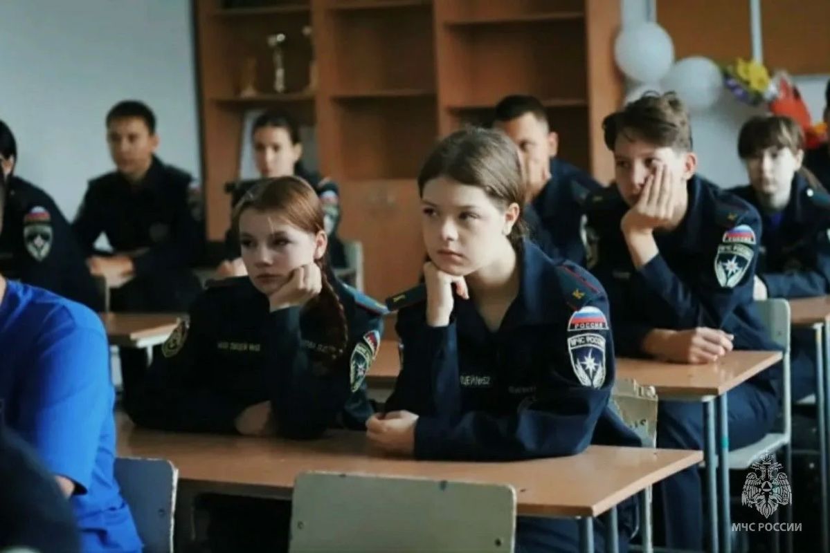 Кадеты МЧС России с полной силой вступили в новый учебный год! Кадеты МЧС России с полной силой вступили в новый учебный год!
