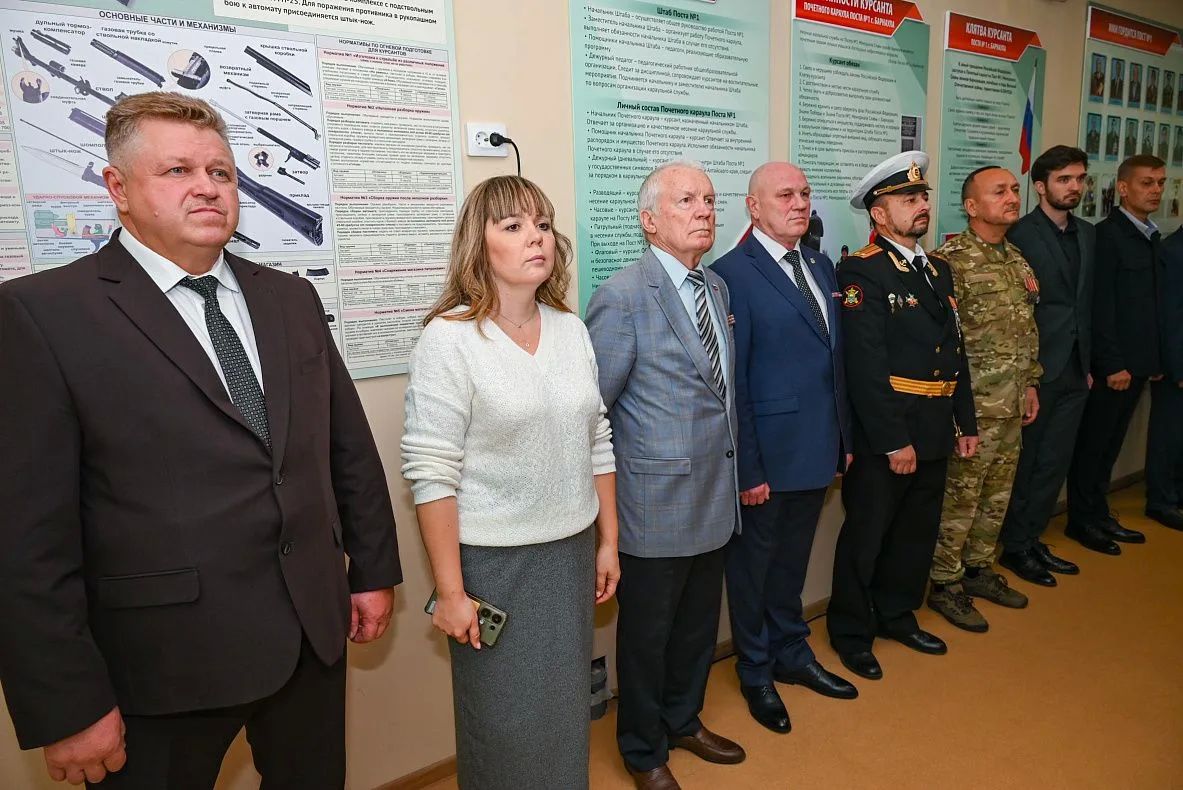 Мемориальную экспозицию, посвященную герою СВО, открыли в Барнауле Мемориальную экспозицию, посвященную герою СВО, открыли в Барнауле