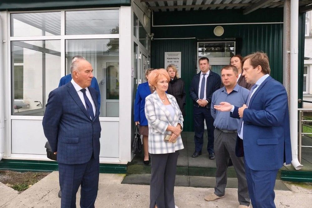Ирина Солнцева оценила реализацию региональных проектов в Новичихинском районе Ирина Солнцева оценила реализацию региональных проектов в Новичихинском районе