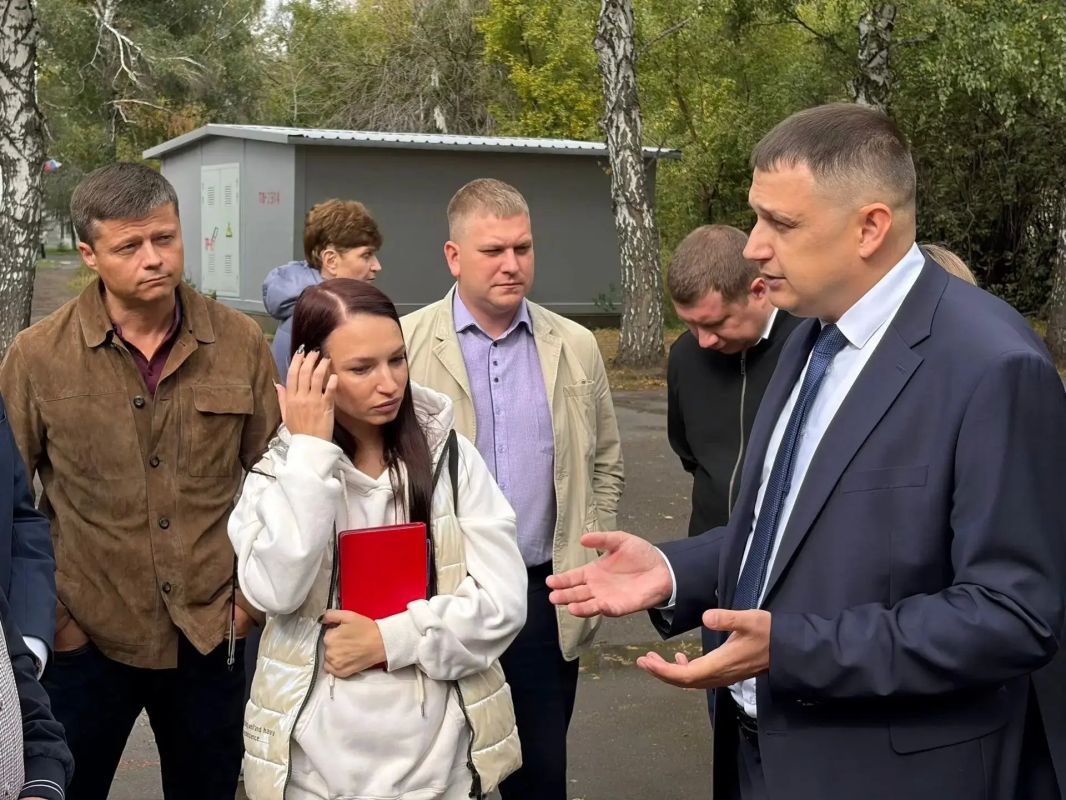 В Ленинском районе Барнаула возводят новую точку притяжения для любителей здорового образа жизни В Ленинском районе Барнаула возводят новую точку притяжения для любителей здорового образа жизни