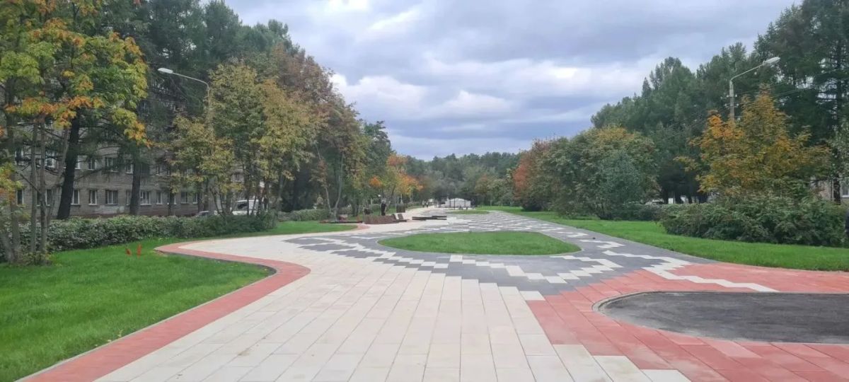 В р.п. Южный продолжают благоустраивать аллею им. А.И. Чепурко В р.п. Южный продолжают благоустраивать аллею им. А.И. Чепурко