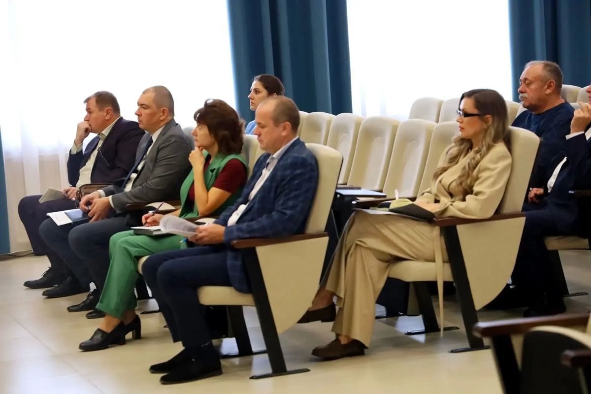 В прокуратуре Алтайского края прошло совместное заседание Межведомственной рабочей группы по защите прав предпринимателей и Общественного совета по защите малого и среднего бизнеса при прокуратуре края В прокуратуре Алтайского края прошло совместное заседание Межведомственной рабочей группы по защите прав предпринимателей и Общественного совета по защите малого и среднего бизнеса при прокуратуре края