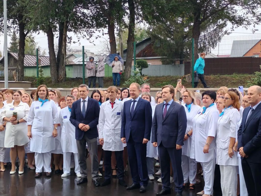 Капитальный ремонт поликлиники завершили в Барнауле Капитальный ремонт поликлиники завершили в Барнауле