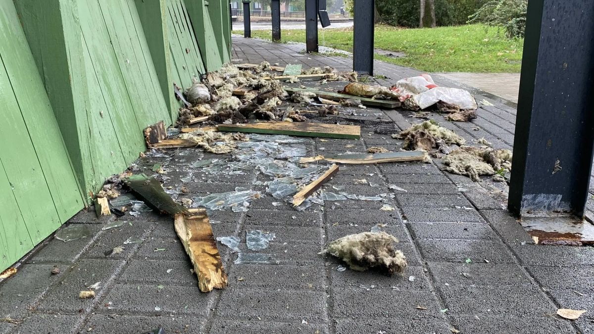 Вот так сейчас выглядит кафе в «Изумрудном» Вот так сейчас выглядит кафе в «Изумрудном»