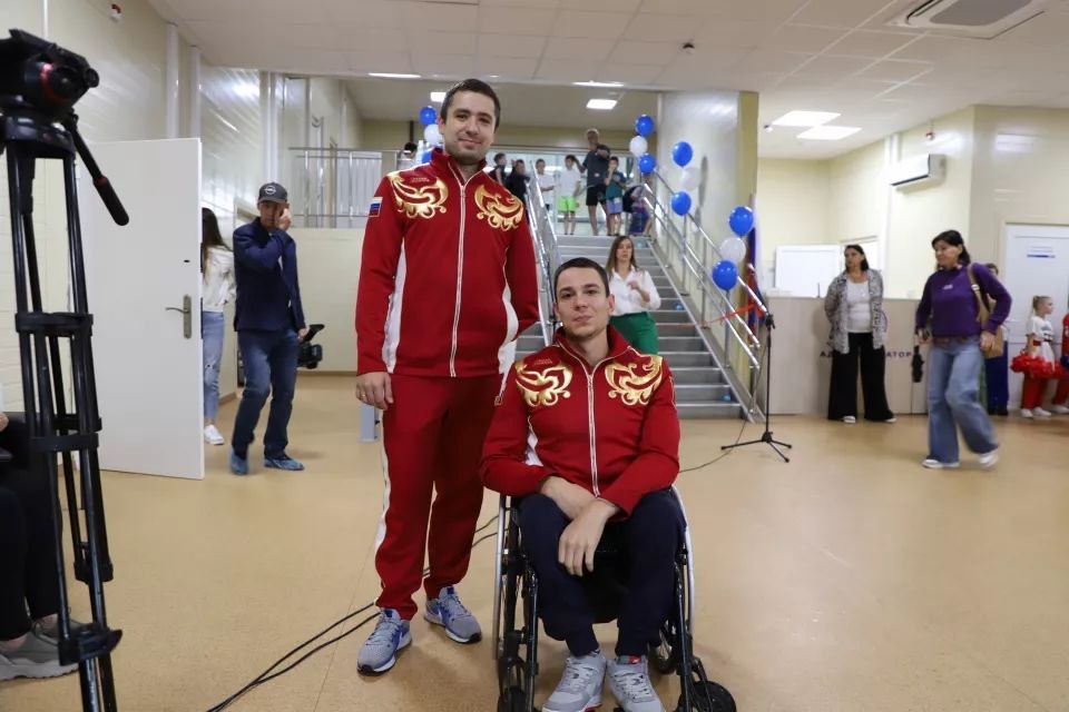 Открытие модульного бассейна «Лазурный» состоялось в Бийске Открытие модульного бассейна «Лазурный» состоялось в Бийске