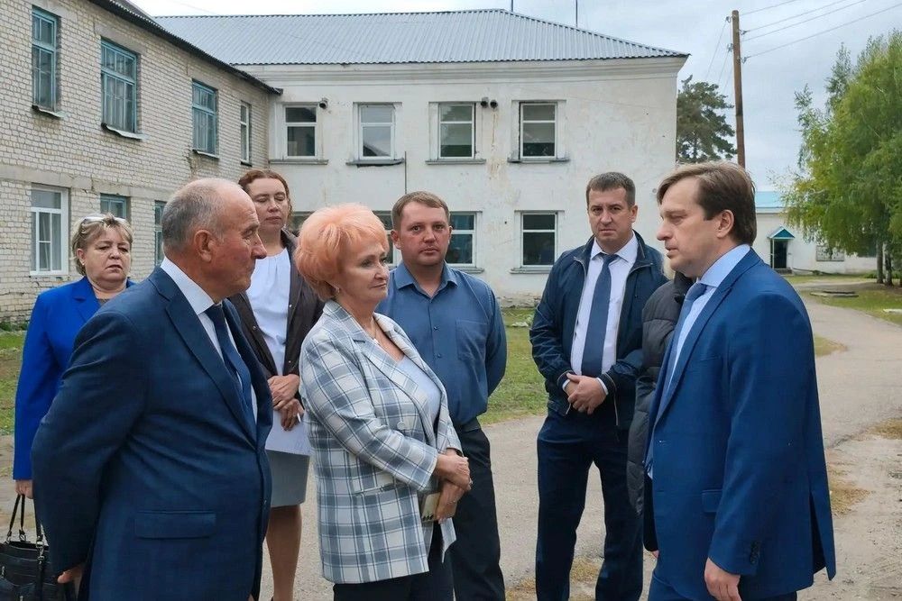Ирина Солнцева оценила реализацию региональных проектов в Новичихинском районе Ирина Солнцева оценила реализацию региональных проектов в Новичихинском районе