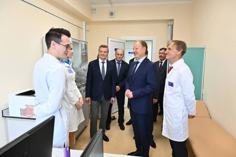В Барнауле открыли современную поликлинику после масштабного капремонта В Барнауле открыли современную поликлинику после масштабного капремонта