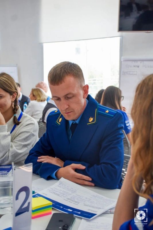 Прокуратурой Алтайского края принято участие в региональной стратегической сессии федерального проекта «Переправа» Прокуратурой Алтайского края принято участие в региональной стратегической сессии федерального проекта «Переправа»