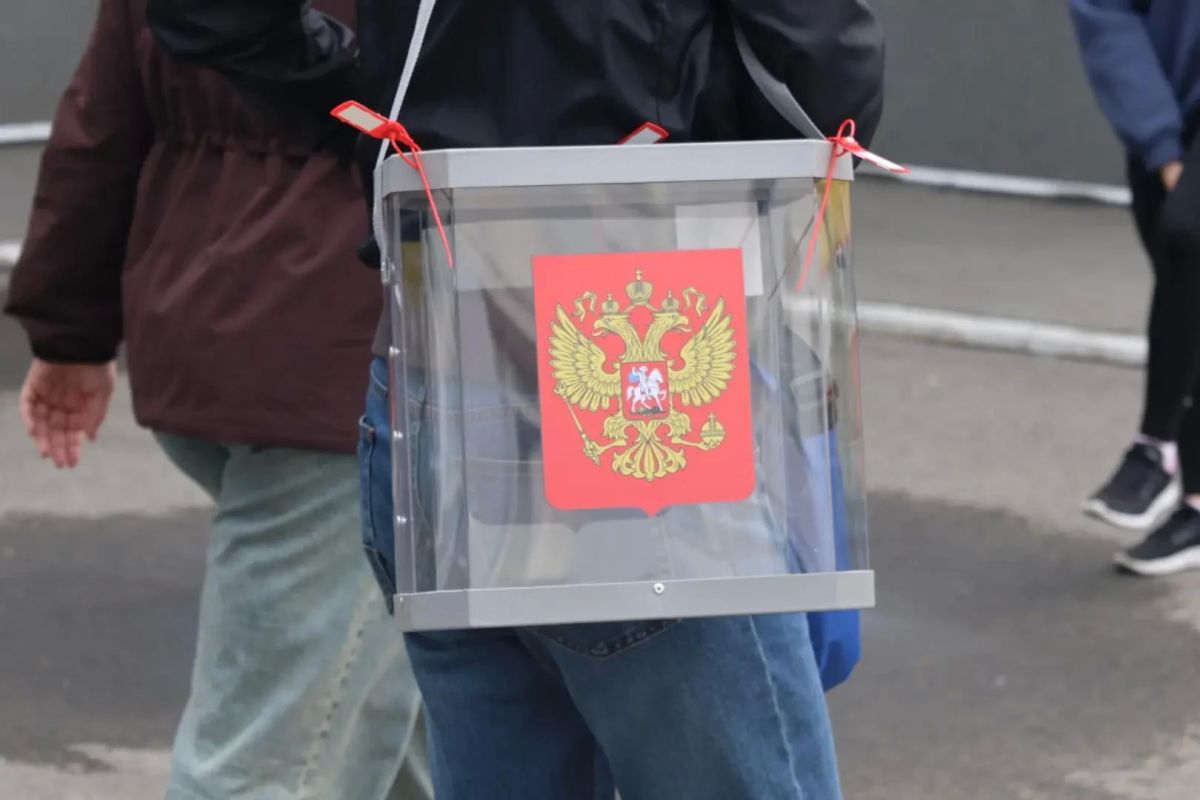 В Барнауле на избирательные участки 18 сентября начали приходить первые голосующие В Барнауле на избирательные участки 18 сентября начали приходить первые голосующие
