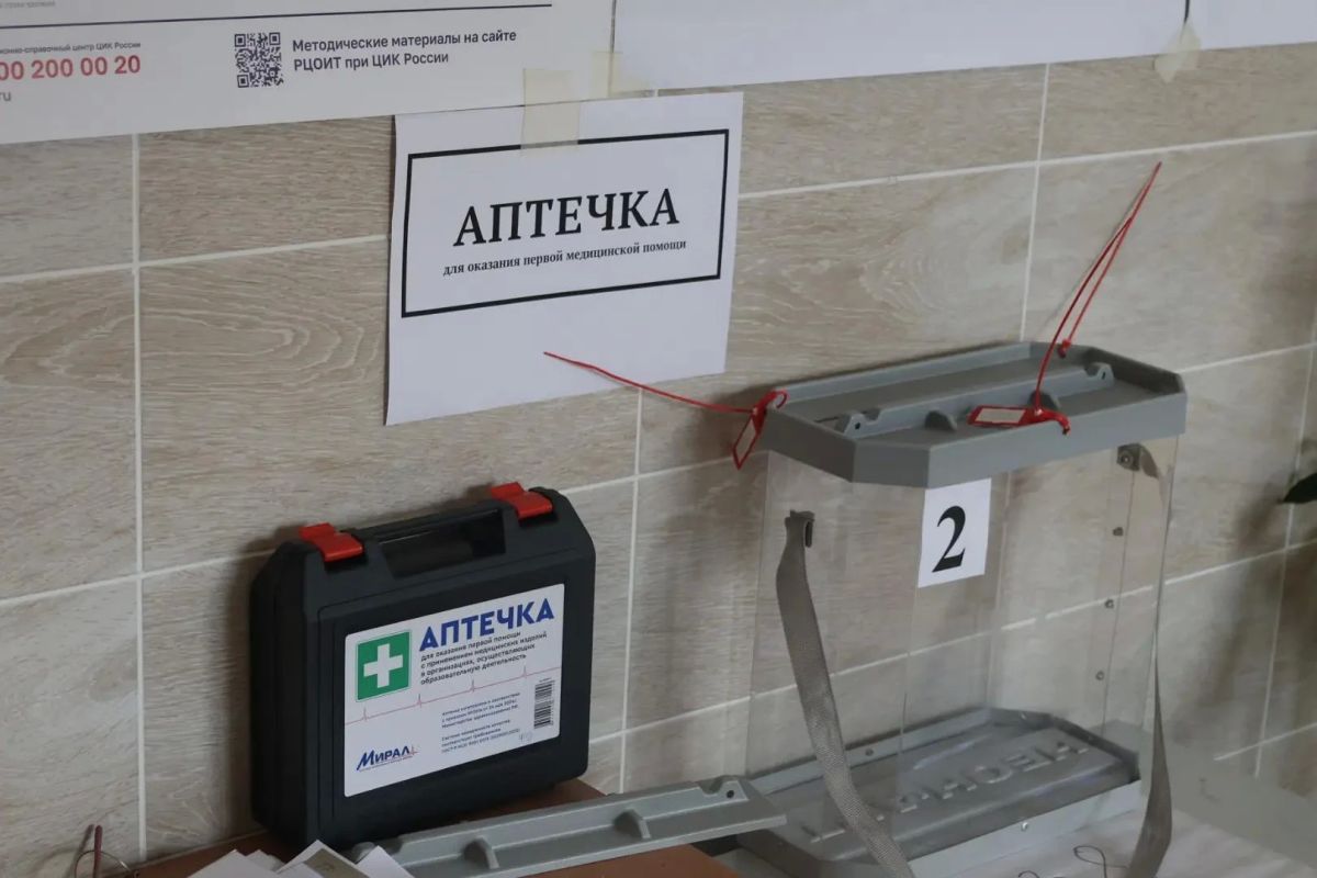 В Барнауле на избирательные участки 18 сентября начали приходить первые голосующие