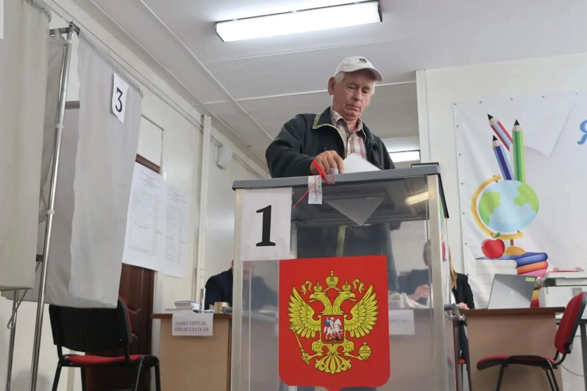 Второй день. Как в Барнауле проходят выборы в Госдуму и АКЗС Второй день. Как в Барнауле проходят выборы в Госдуму и АКЗС