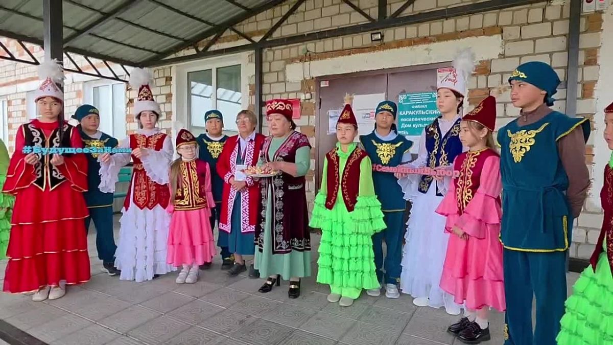 Добрая традиция на старте голосования!