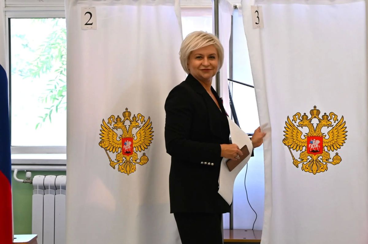 Финальный день выборов 2026: голосует Ирина Акимова Финальный день выборов 2026: голосует Ирина Акимова