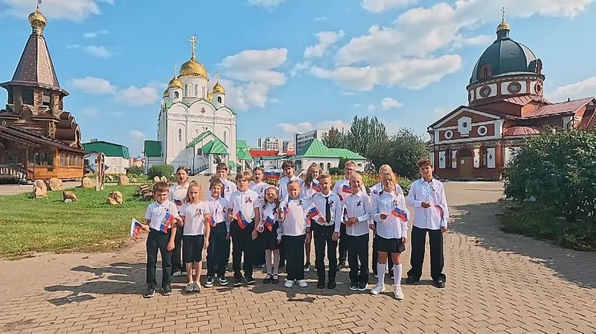 Сила России — в единстве народов!