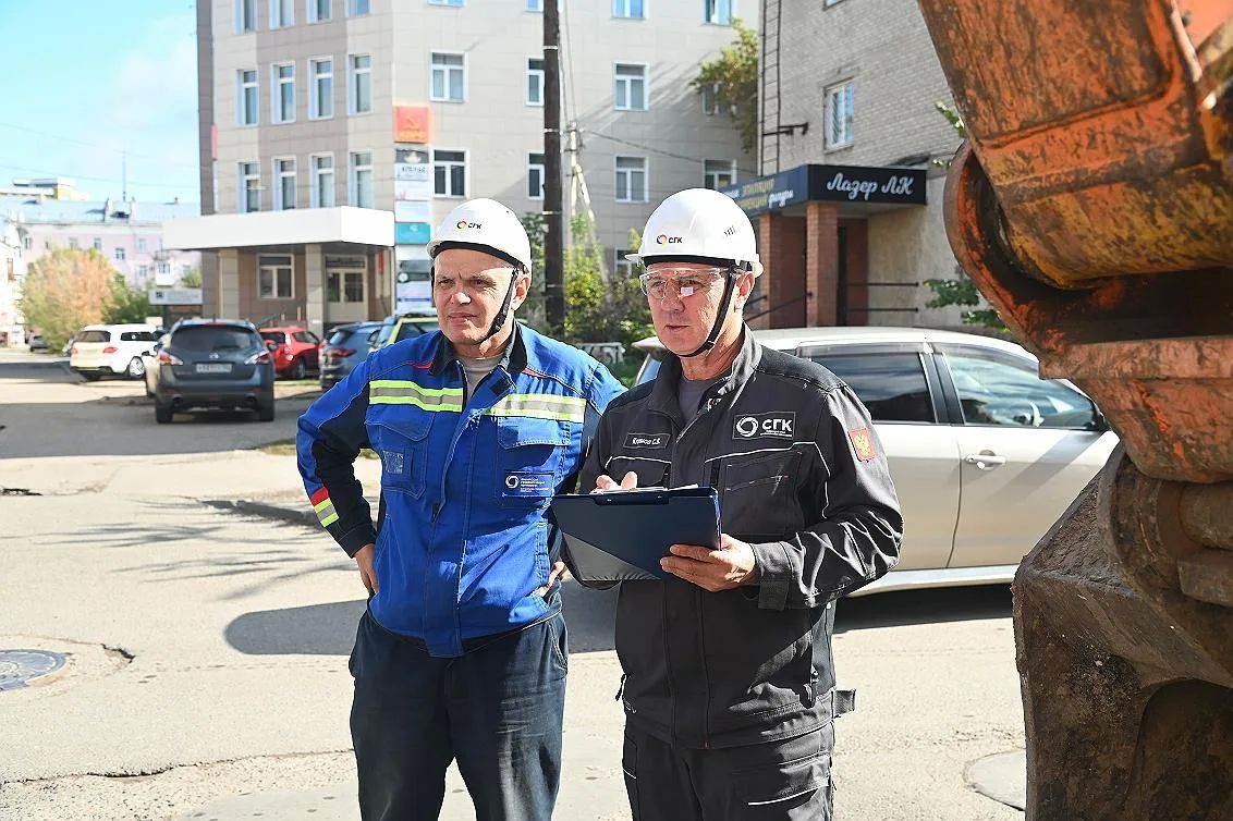 Барнаульские службы отработали ликвидацию условной аварии на коммунальных сетях Барнаульские службы отработали ликвидацию условной аварии на коммунальных сетях