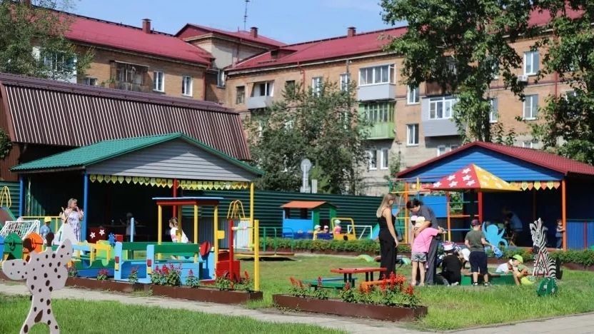 Губернатор Алтайского края подписал указ о дополнительных мерах поддержки учителей в Алтайском крае