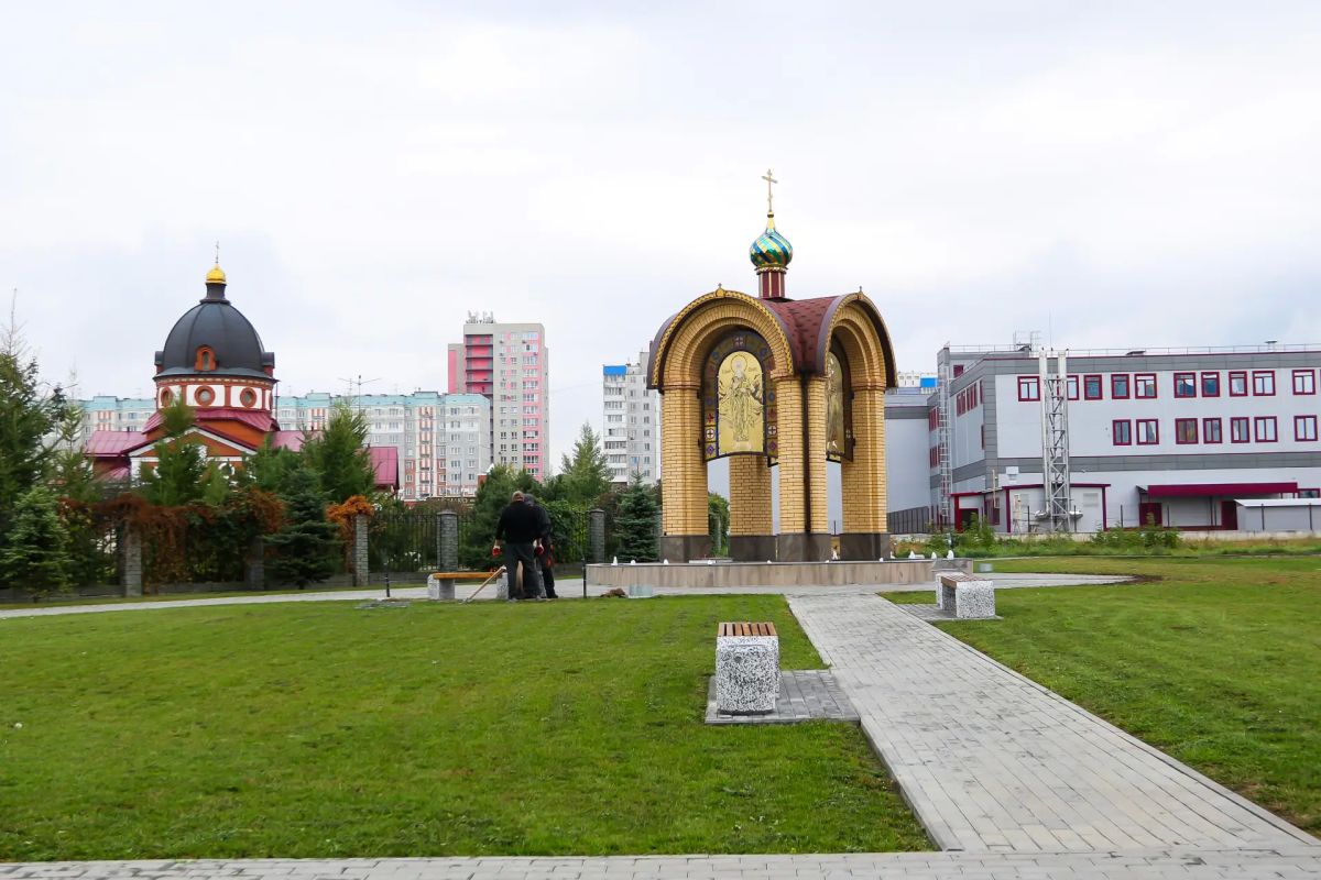 В Барнауле завершили оформление новой часовни В Барнауле завершили оформление новой часовни