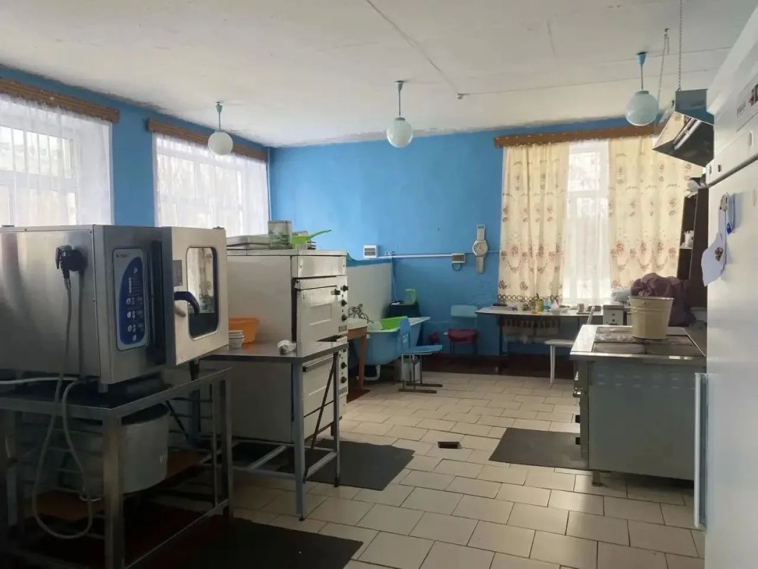 #БылоСтало. Сегодня в рубрике #БылоСтало расскажем о капитальном ремонте Октябрьской школы муниципального округа Змеиногорский район, который прошёл в рамках национального проекта «Молодёжь и дети» #БылоСтало. Сегодня в рубрике #БылоСтало расскажем о капитальном ремонте Октябрьской школы муниципального округа Змеиногорский район, который прошёл в рамках национального проекта «Молодёжь и дети»