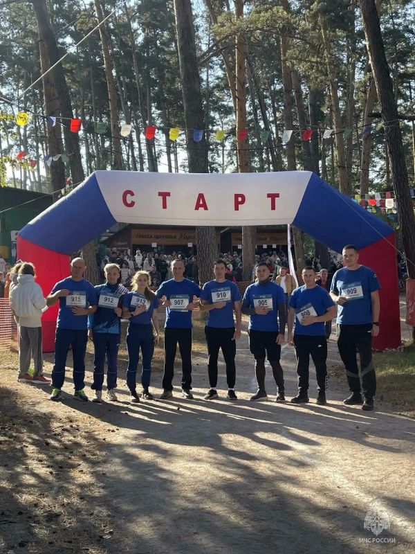 Спасатели Алтайского края проверили силу и командный дух Спасатели Алтайского края проверили силу и командный дух