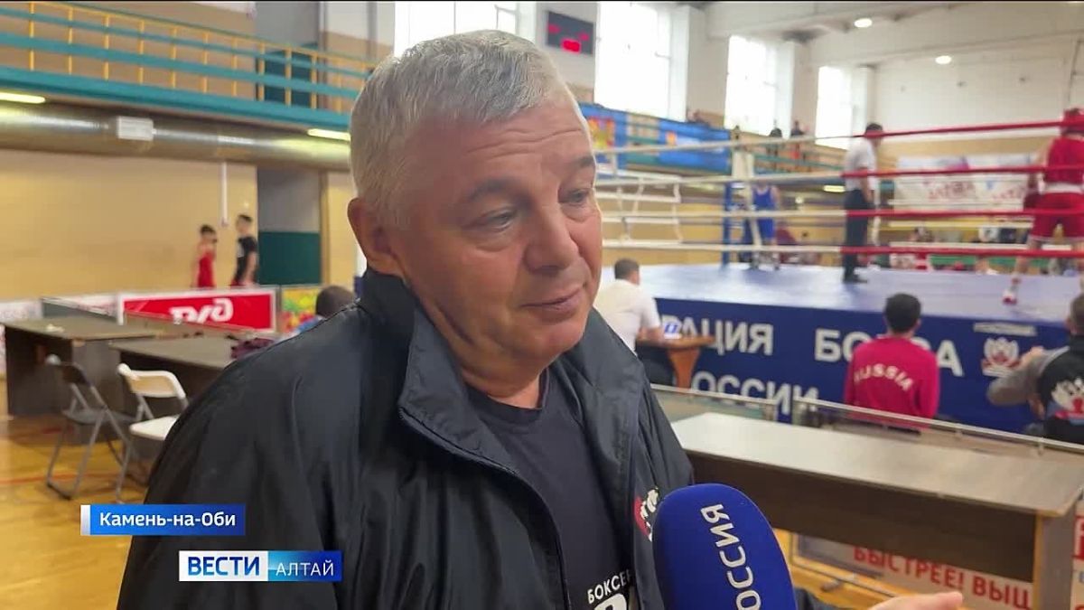 В Камне-на-Оби завершился открытый краевой турнир по боксу, посвящённый выдающемуся тренеру Эдуарду Мудрицкому