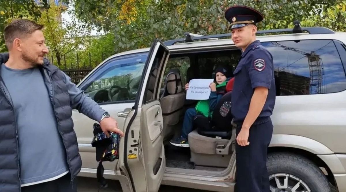 В Бийске проверили соблюдение ПДД возле школы № 17