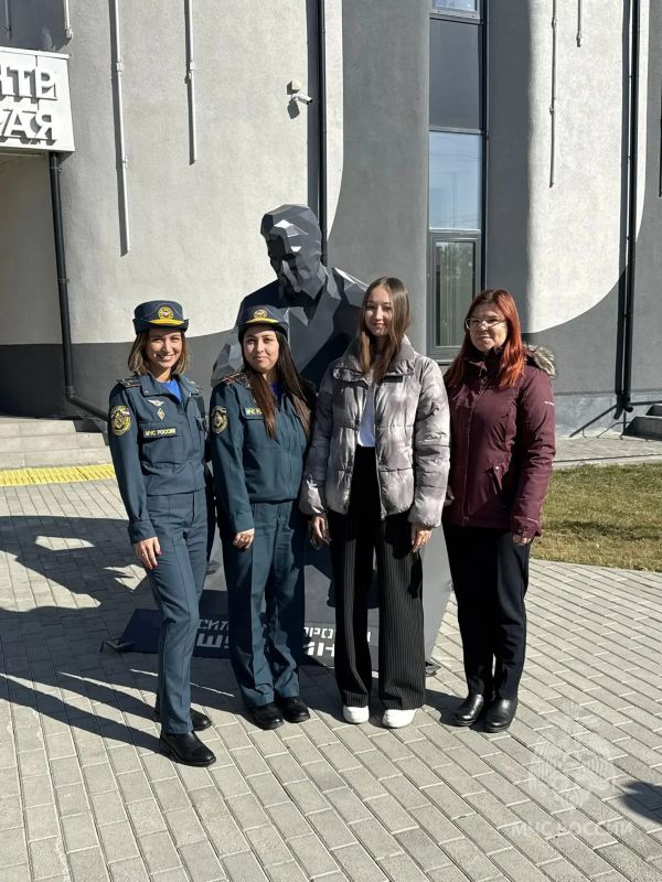 #МЫВМЕСТЕ: представители Молодёжного совета МЧС Алтайского края встретились с ветераном СВО #МЫВМЕСТЕ: представители Молодёжного совета МЧС Алтайского края встретились с ветераном СВО