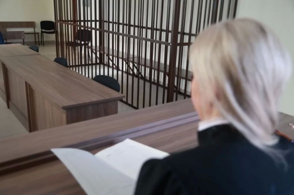 Жительница Барнаула, осужденная на семь лет за попытку сбыта наркотиков, попросила заключить с ней контракт о прохождении военной службы