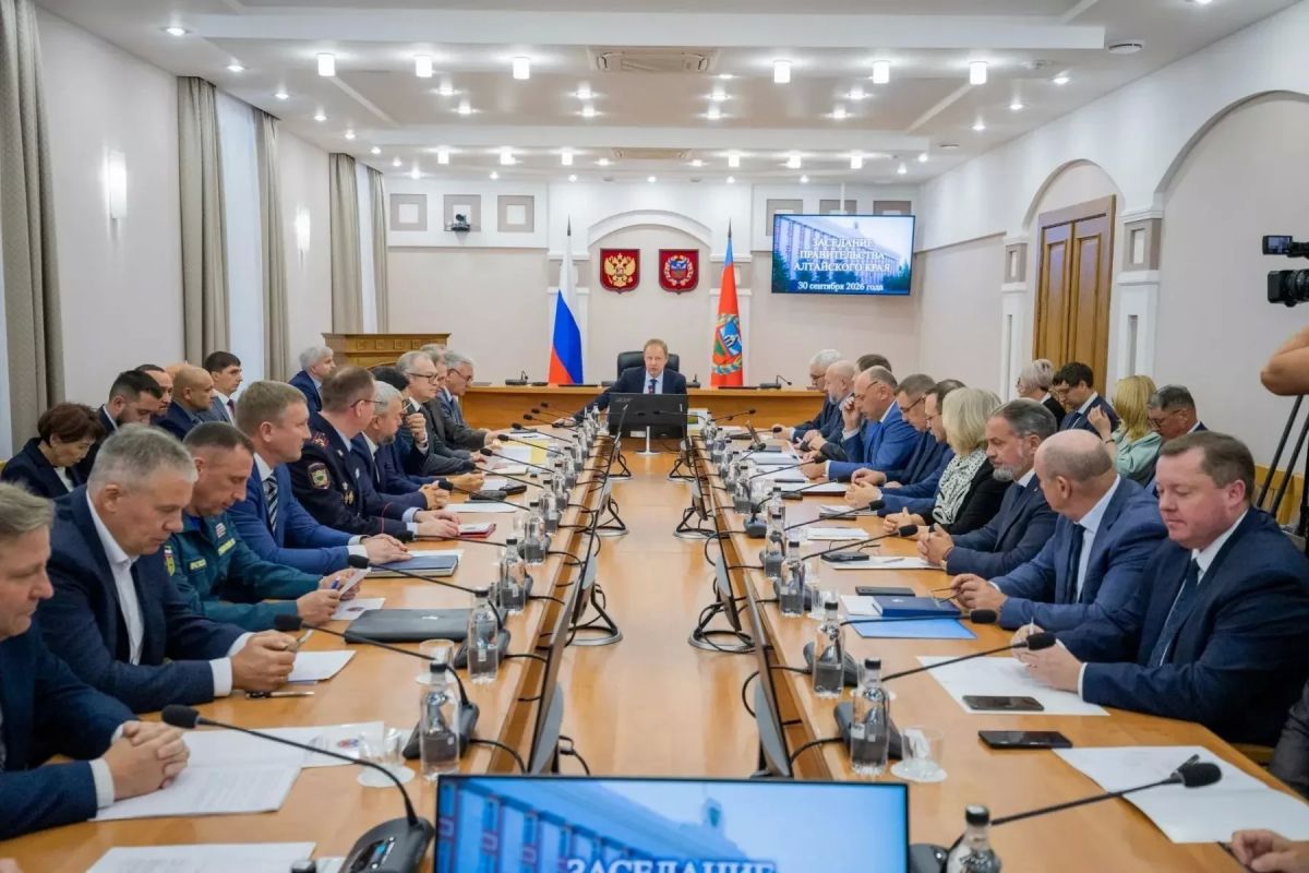 Более 37 млрд рублей из краевого бюджета направили в Алтайском крае на меры поддержки участников специальной военной операции и членов их семей с начала СВО Более 37 млрд рублей из краевого бюджета направили в Алтайском крае на меры поддержки участников специальной военной операции и членов их семей с начала СВО