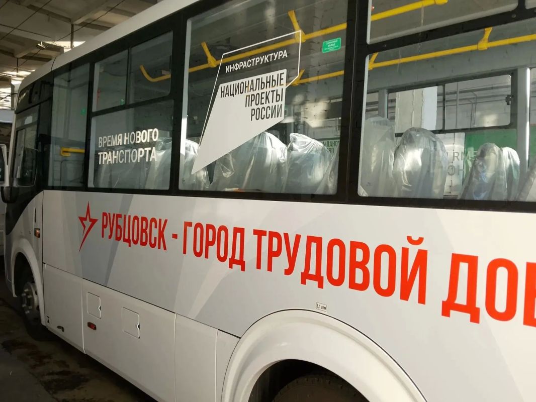 В Администрации Рубцовска идёт подготовка автобусов к выходу на линию В Администрации Рубцовска идёт подготовка автобусов к выходу на линию