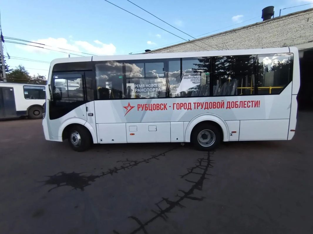 В Администрации Рубцовска идёт подготовка автобусов к выходу на линию В Администрации Рубцовска идёт подготовка автобусов к выходу на линию