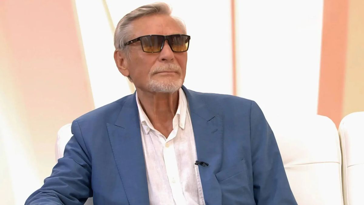 Александру Михайлову исполняется 82 года Александру Михайлову исполняется 82 года